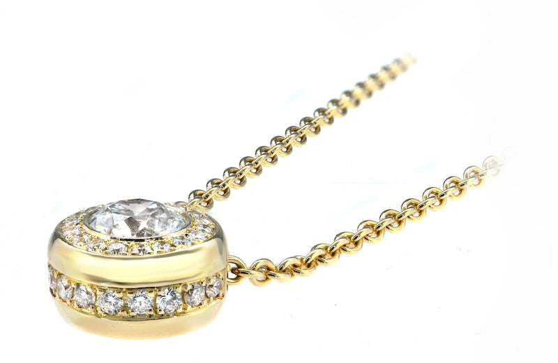 Rubover Diamond Halo Pendant